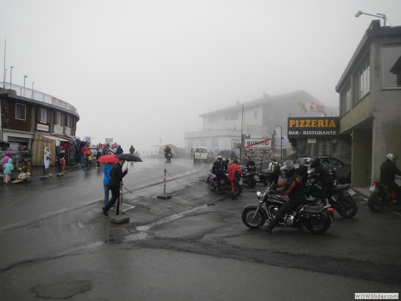 Flucht über den Stelvio nach Südtirol .... auch nicht besser